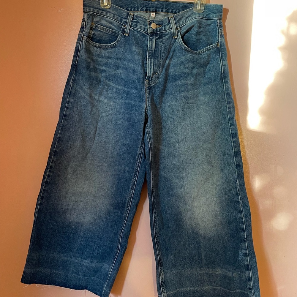 Levi’s Wide-Leg Cropped Jeans